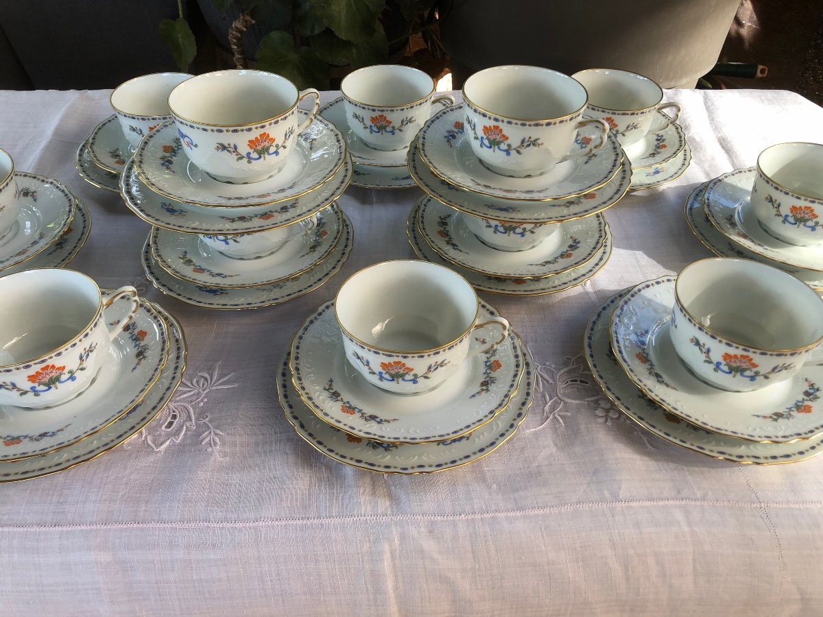 Tea Cups And Cake Plates-photo-7