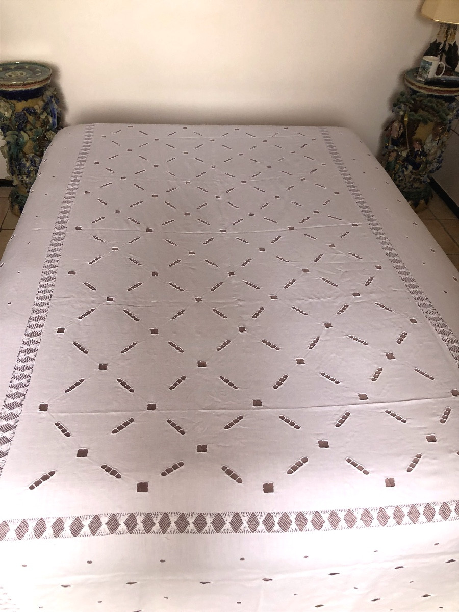 Nappe ou jeté de lit 