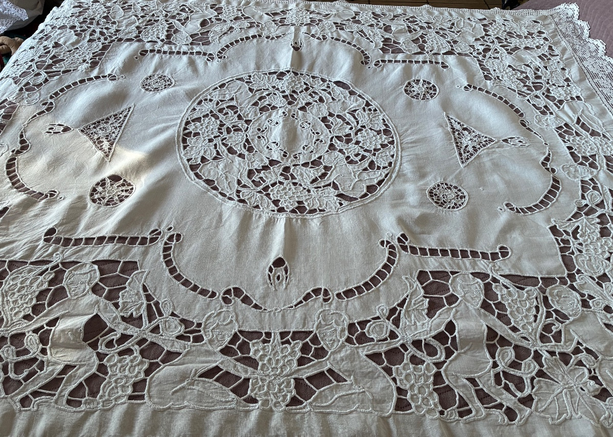 Nappe  «  la ronde des vendanges « 