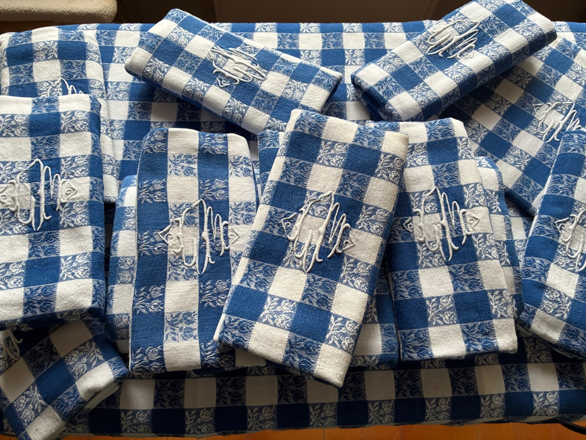 Country-style Tablecloth And Napkins 