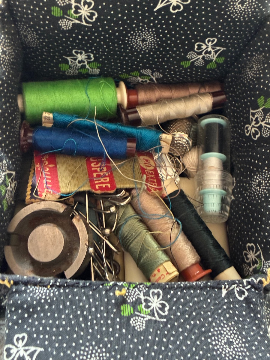 Sewing Kit -photo-3