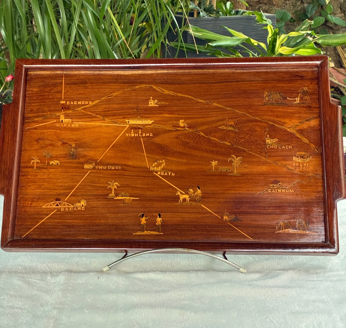Plateau marqueté 