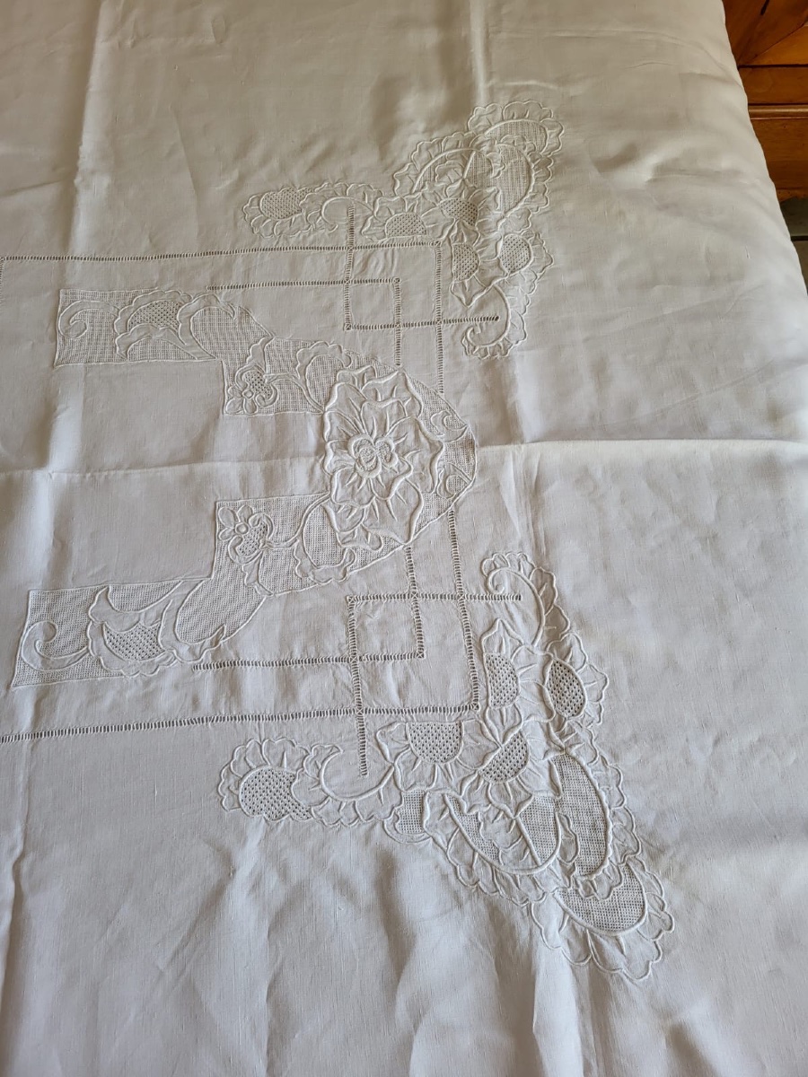 Nappe et serviettes brodées main -photo-6