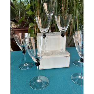 Verres à eau et vin blanc 