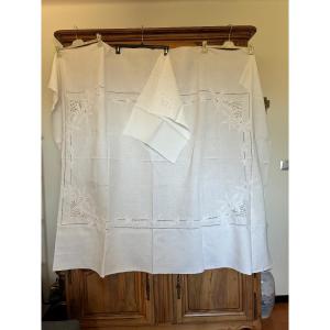 Hand-embroidered Tablecloth And Napkins