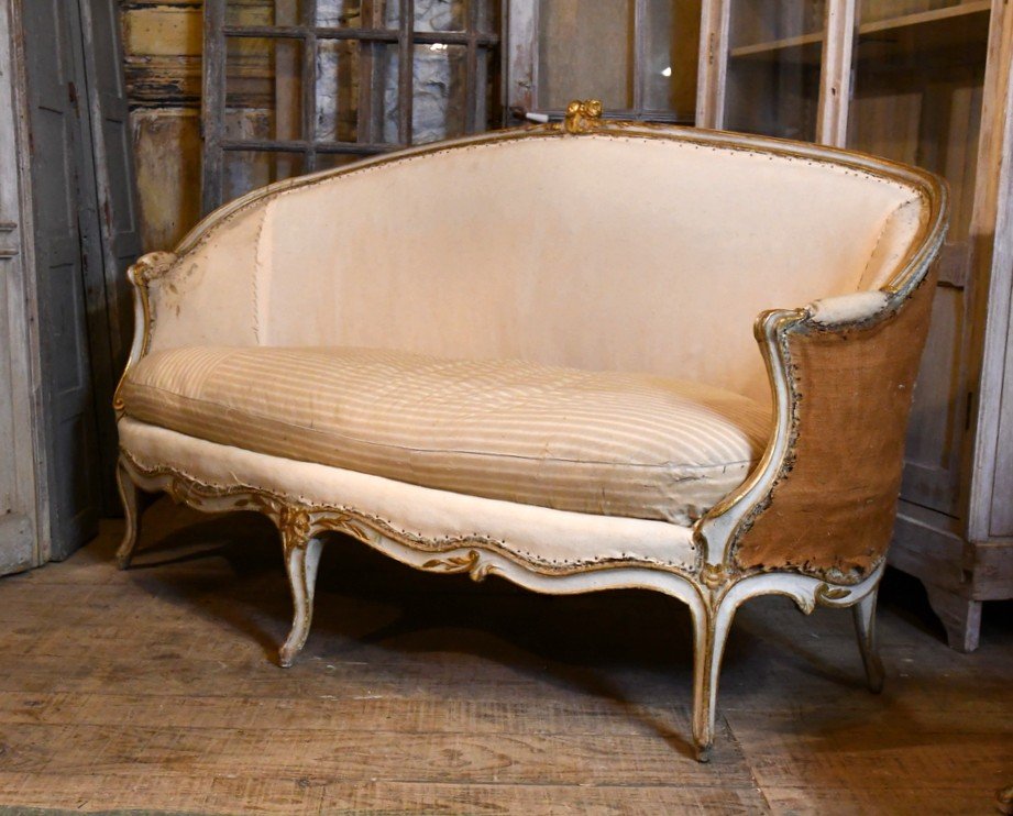 18th Crib Sofa
