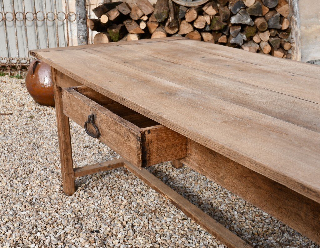 Farmhouse Table -photo-2