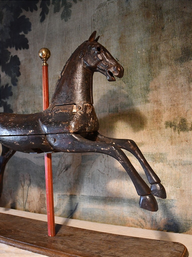 Cheval de manège en bois-photo-2