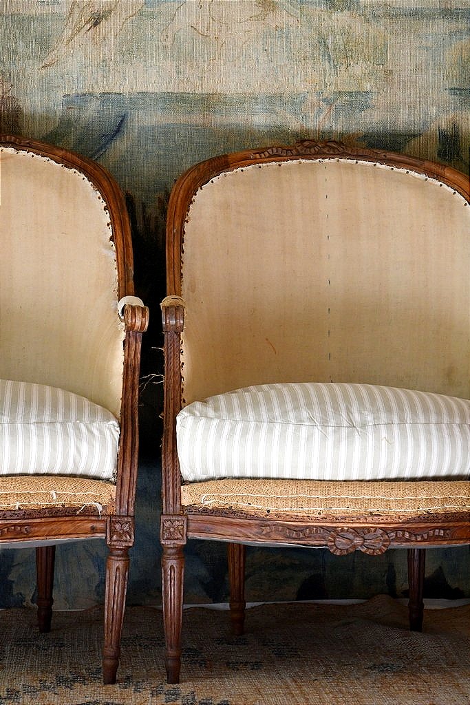 Paire de Bergeres gondoles Louis XVI-photo-3