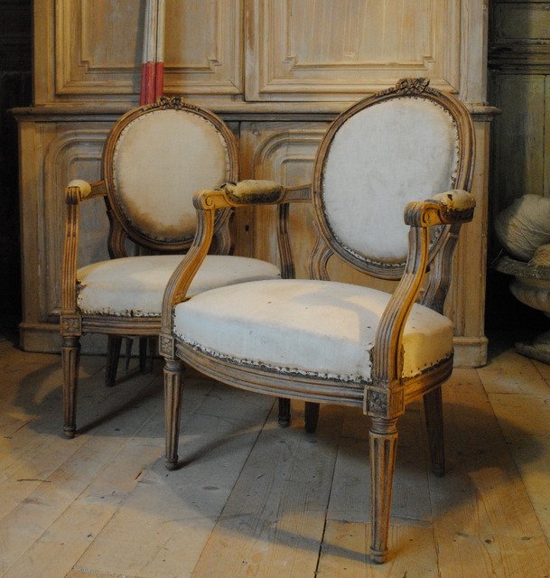 Paire De Fauteuils Louis XVI , 18eme