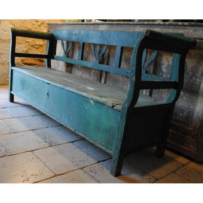 Safe Bench