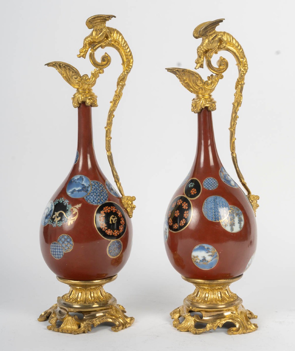 Pair Of Japanese Porcelain And Gilt Bronze Ewers -photo-5