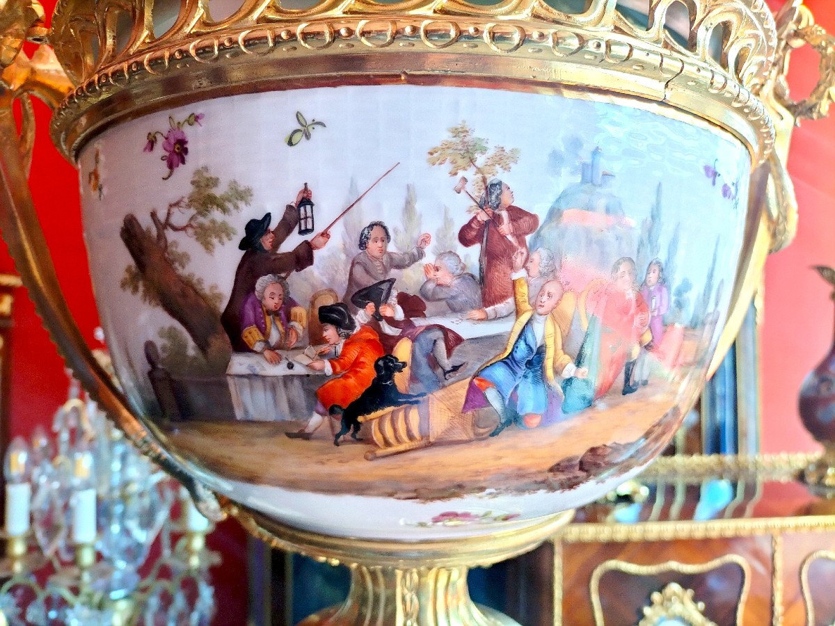 Important Berlin Porcelain And Gilt Bronze Incense Burner, 19th Century -photo-4