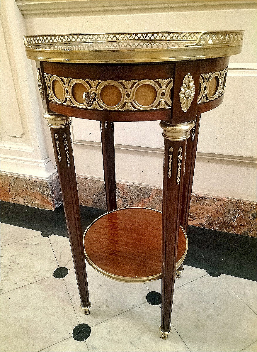 Small Louis XVI Style Mahogany And Gilt Bronze Pedestal Table -photo-3