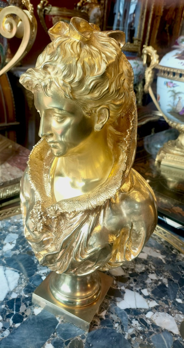 Bust Of A Woman In Gilded Bronze Signed Mathurin Moreau 19th Century -photo-2