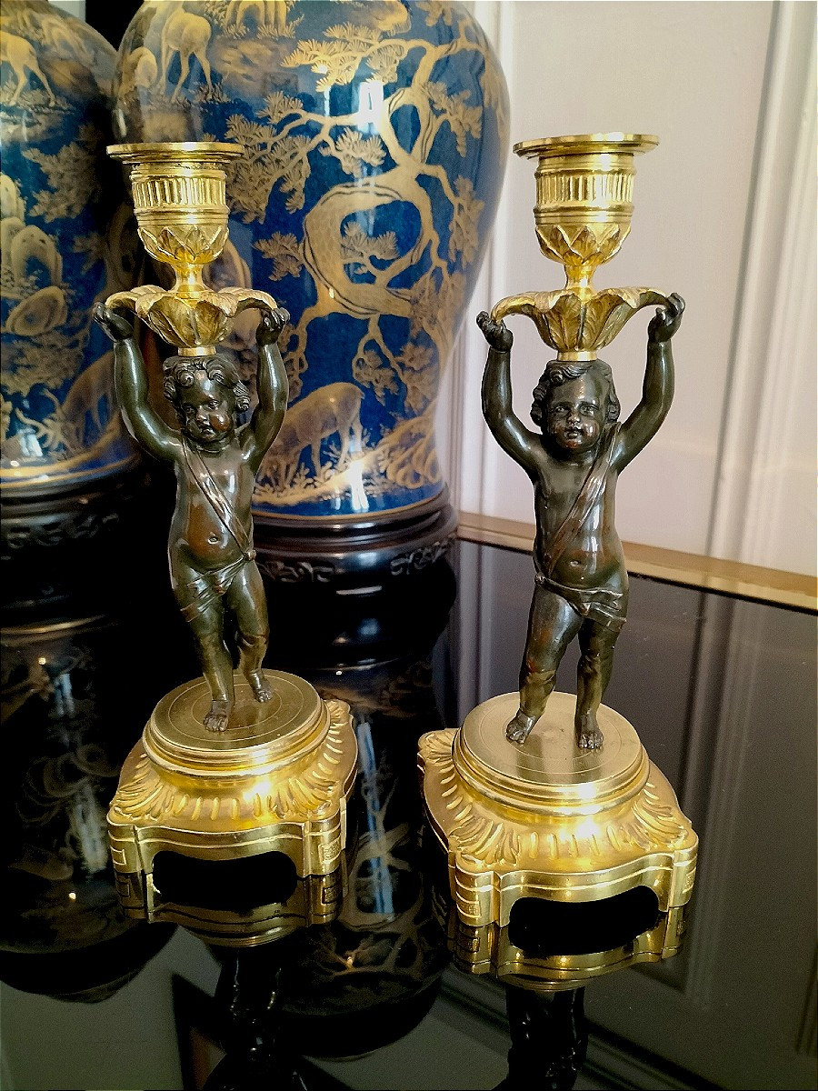 Paire de bougeoirs en bronze patiné et doré style Louis XVI 19ème siècle -photo-2