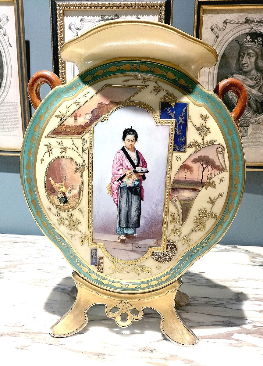 Rare Pair Of Porcelain Vases With Japanese Decor, 19th Century -photo-4