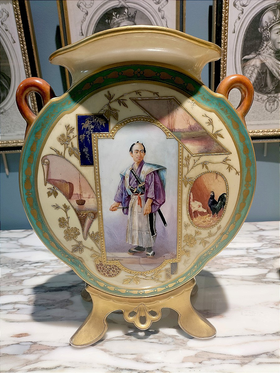 Rare Pair Of Porcelain Vases With Japanese Decor, 19th Century -photo-1