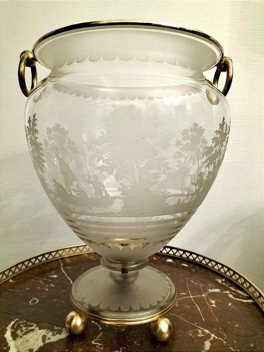 Attribué à Baccarat Vase de forme cratère en cristal gravé et bronze doré XIXème siècle -photo-2