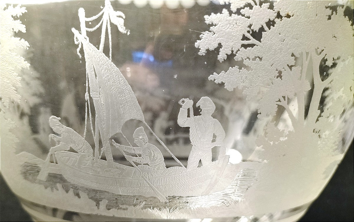 Attribué à Baccarat Vase de forme cratère en cristal gravé et bronze doré XIXème siècle -photo-3