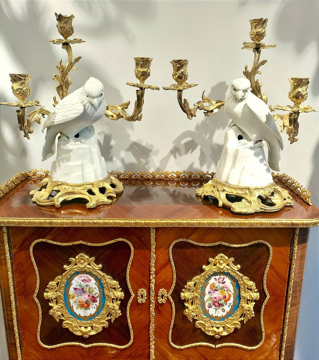 Paire de candélabres en porcelaine du Japon monture en bronze doré 19ème siècle -photo-2