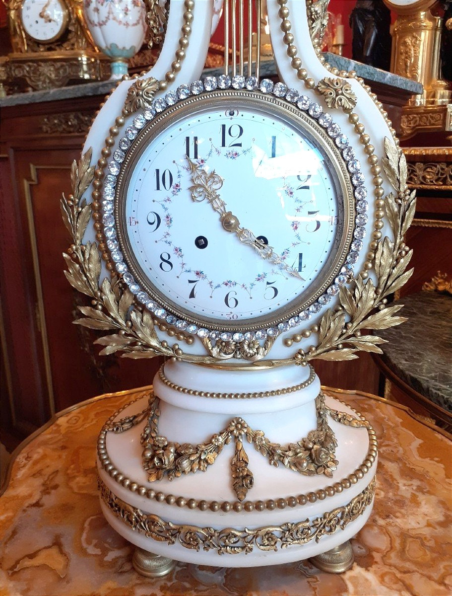 Importante pendule lyre en bronze doré et marbre blanc 19ème siècle -photo-2