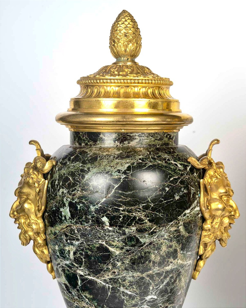 Paire d'importantes cassolettes en marbre vert de mer et bronze doré -photo-4