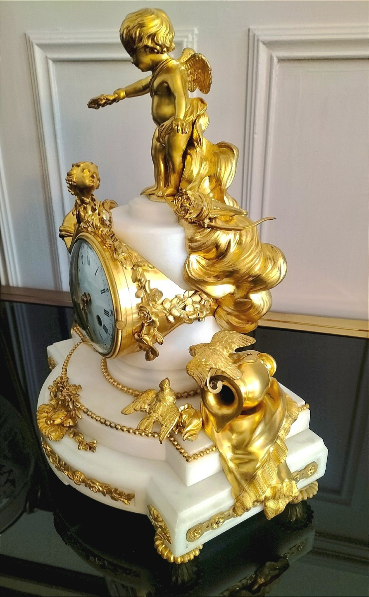 Louis XVI Style Marble And Gilt Bronze Clock, 19th Century -photo-1