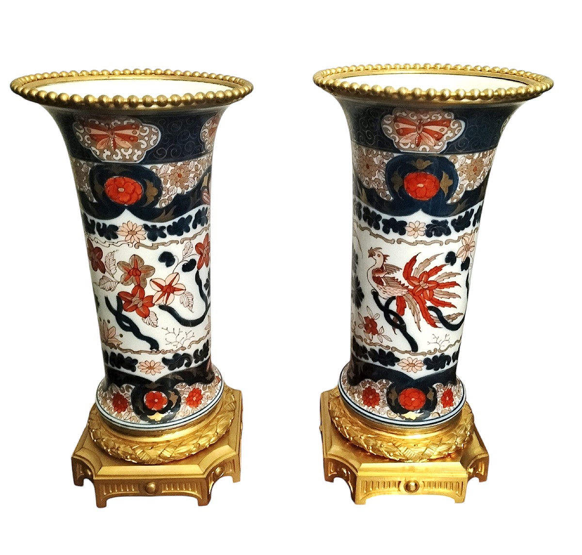 Pair Of Japanese Imari Porcelain Vases With Gilt Bronze Mounts, 19th Century -photo-2