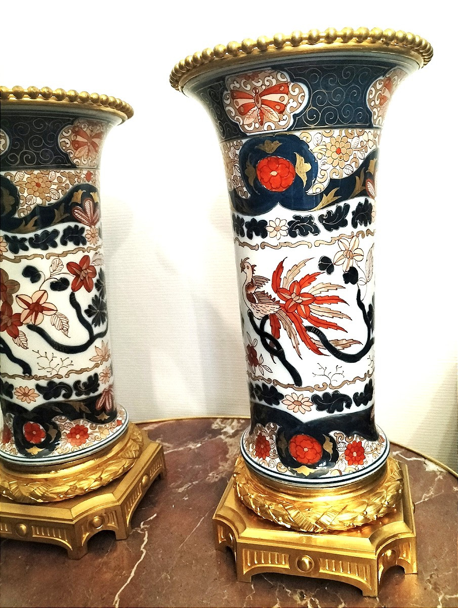 Pair Of Japanese Imari Porcelain Vases With Gilt Bronze Mounts, 19th Century -photo-1