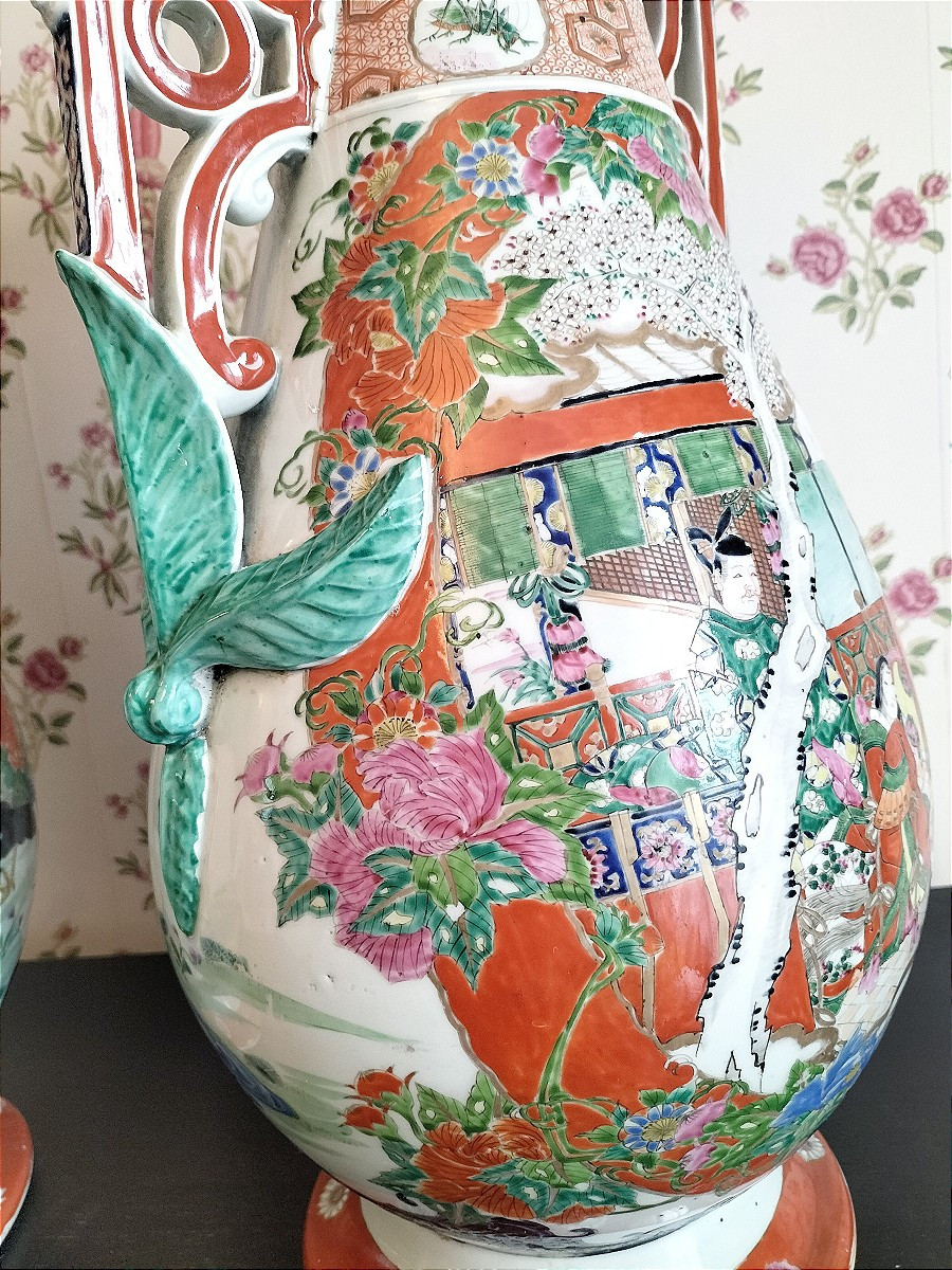 Paire de grands vases en porcelaine du Japon Kutani-photo-4