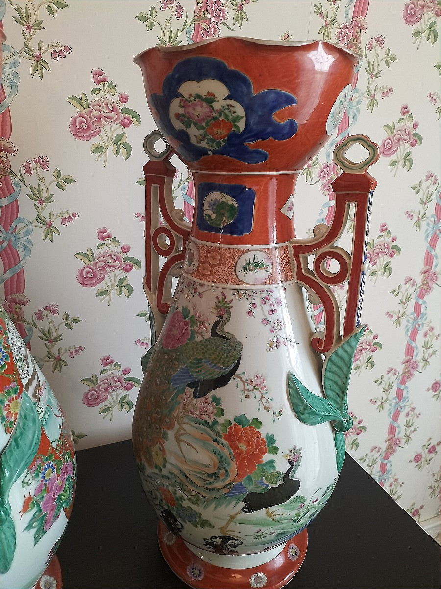 Paire de grands vases en porcelaine du Japon Kutani-photo-4