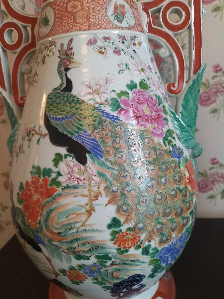 Paire de grands vases en porcelaine du Japon Kutani-photo-6
