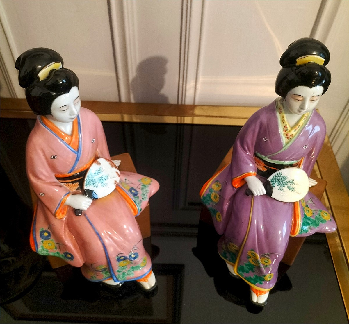 Paire de geisha en porcelaine Japon Époque Taishō  1912 - 1926 -photo-4