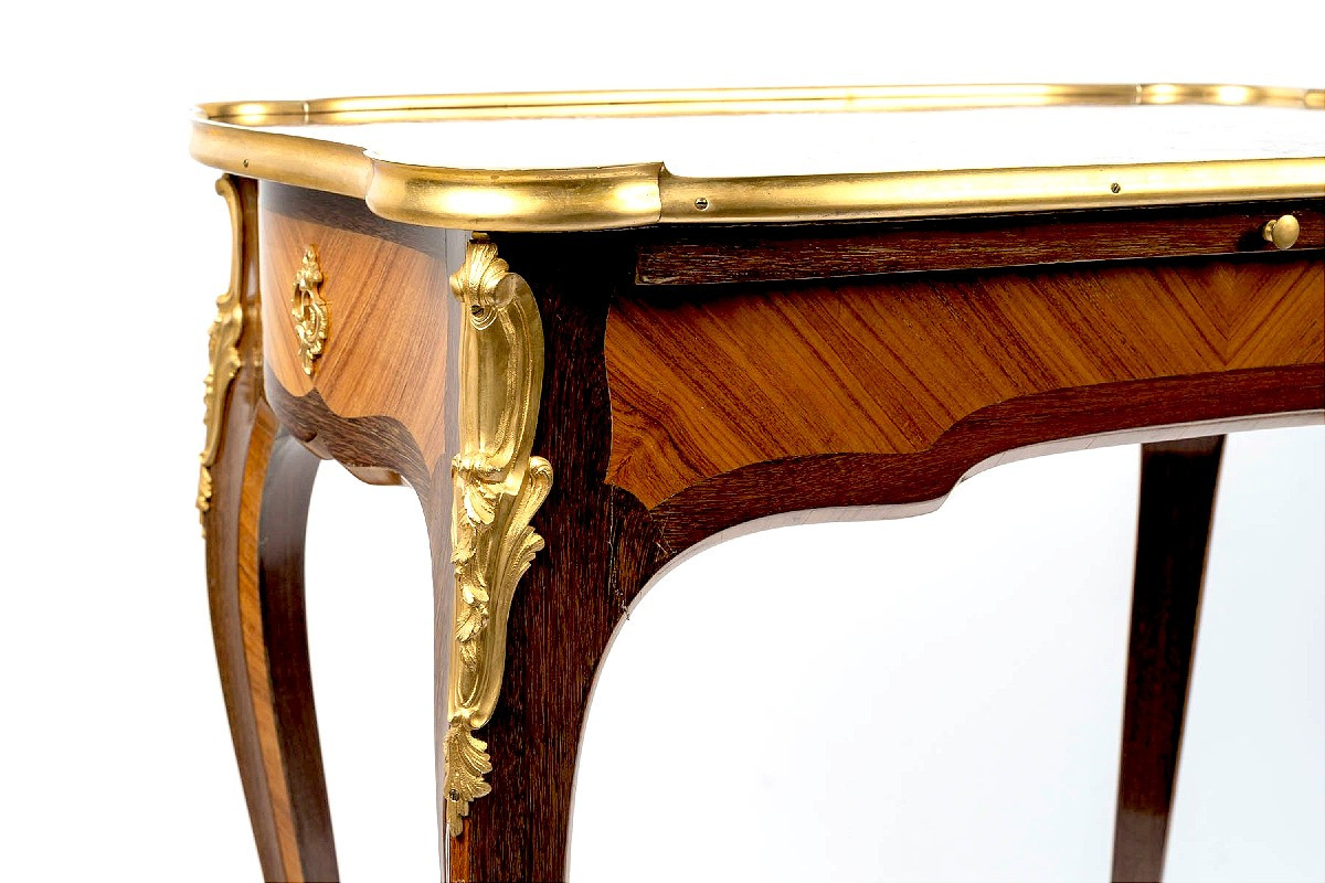 Table à écrire en marqueterie et bronze doré fin 19ème siècle -photo-2