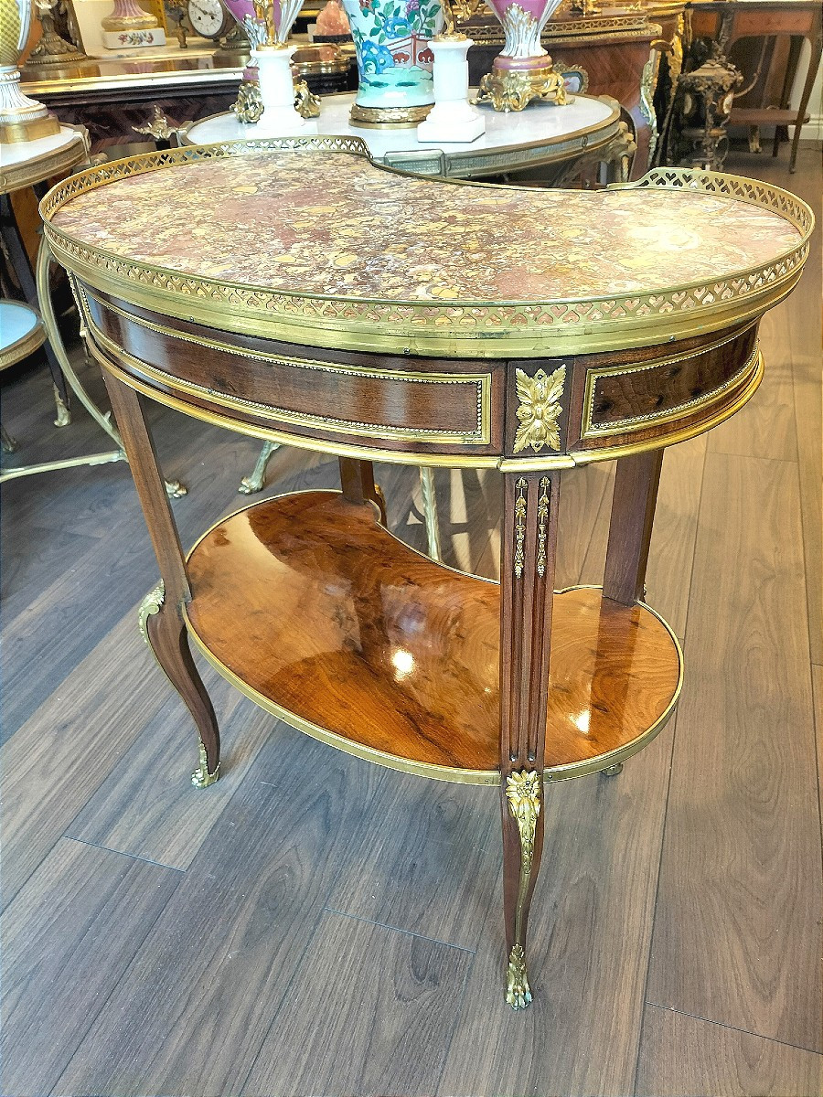 Table de salon style Transition Louis XV- Louis XVI 19ème siècle -photo-1