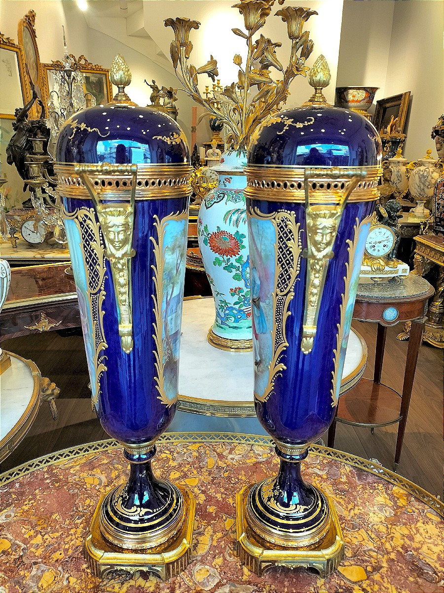 Pair Of Covered Vases In 19th Century Sèvres  Porcelain-photo-7