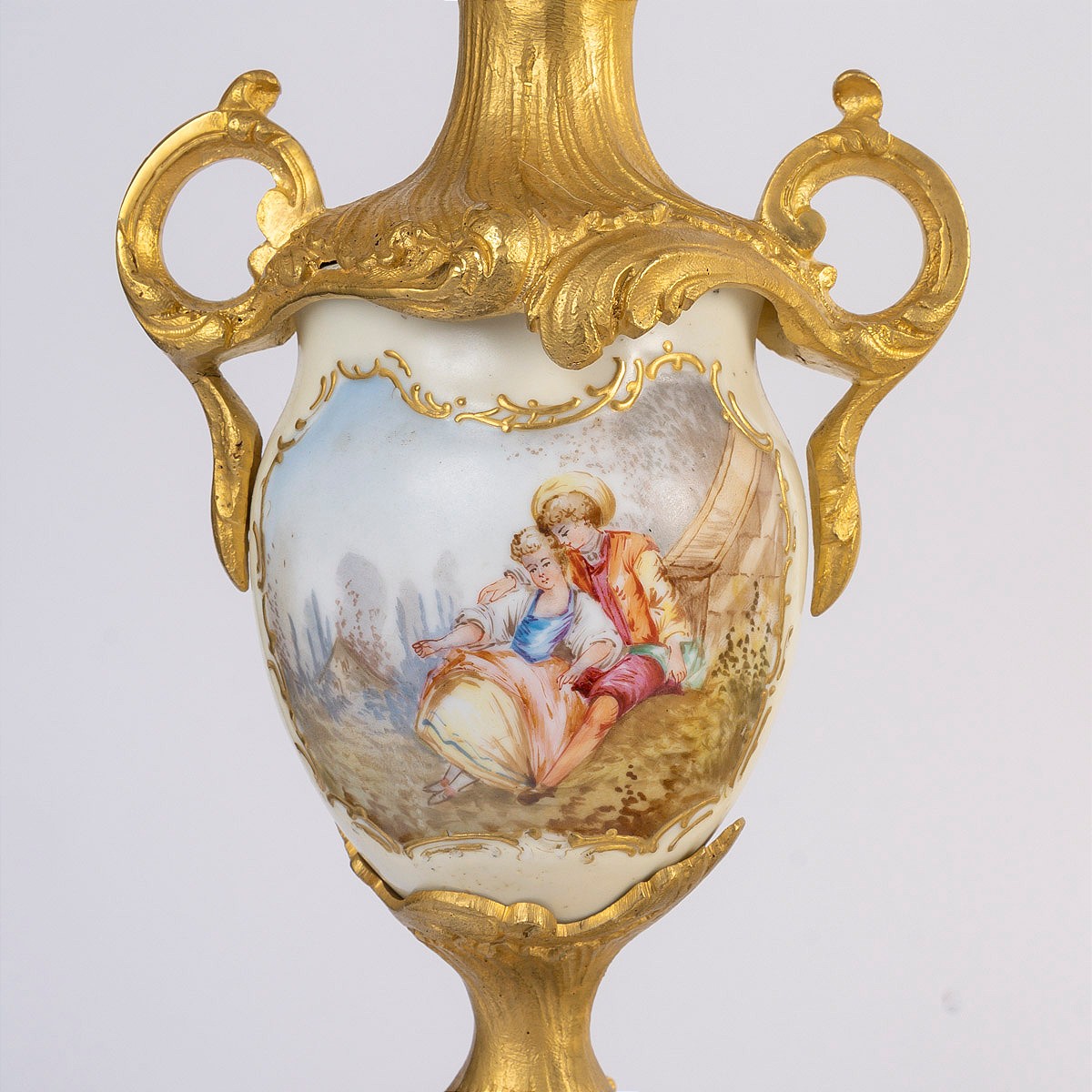 Garniture de cheminée en bronze doré et plaque de porcelaine -photo-3