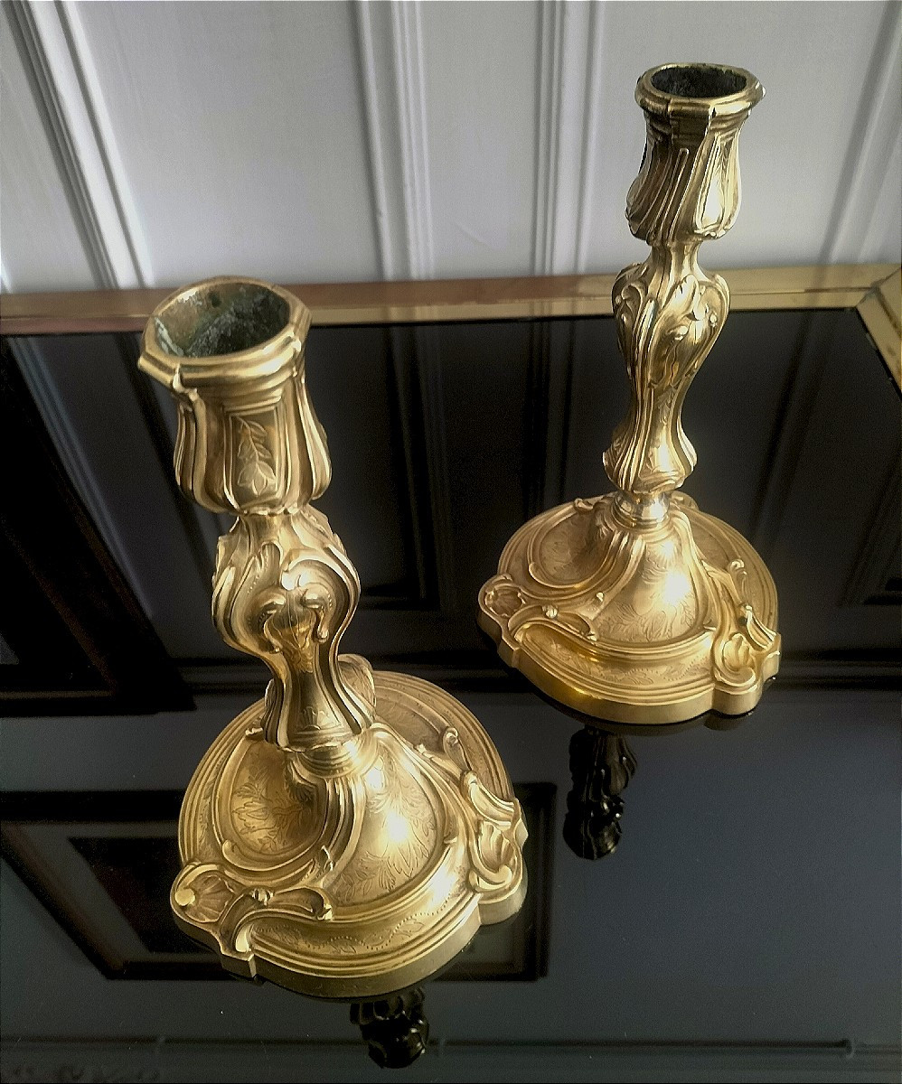 Paire bougeoirs en bronze doré Époque Louis XV -photo-5
