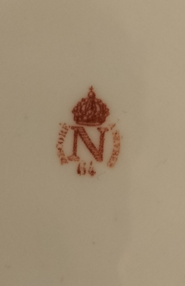 Coupe en porcelaine de Sèvres 1864-photo-5
