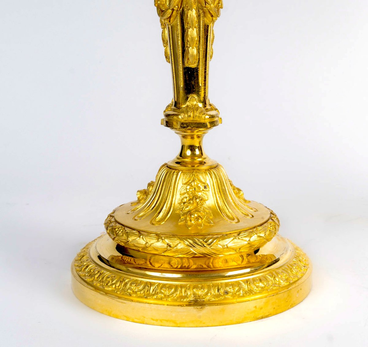 Paire de candélabres en bronze doré style Louis XVI 19ème siècle -photo-4