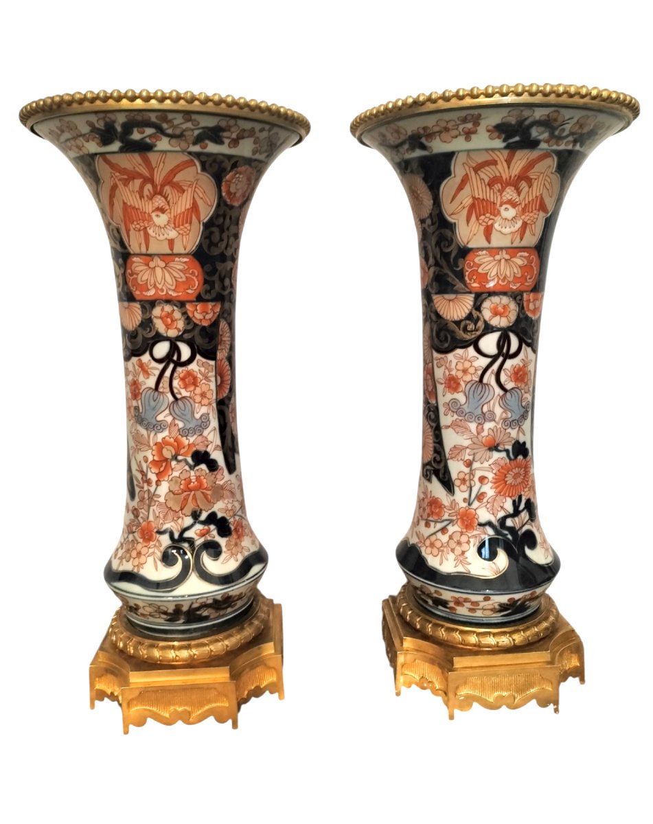 Paire de grands vases cornet en porcelaine de Bayeux monture bronze doré 19ème siècle -photo-2