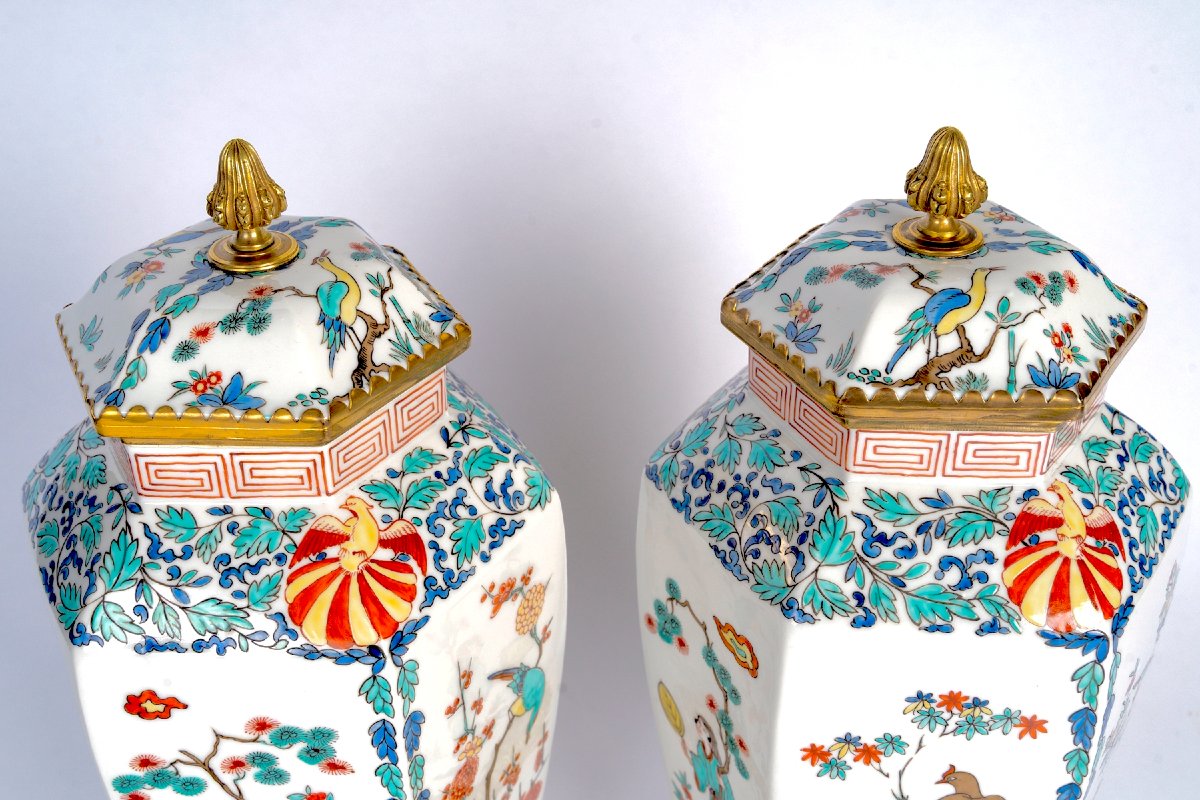 Pair Of Porcelain Vases By Samson, Gilt Bronze Mounting-photo-1