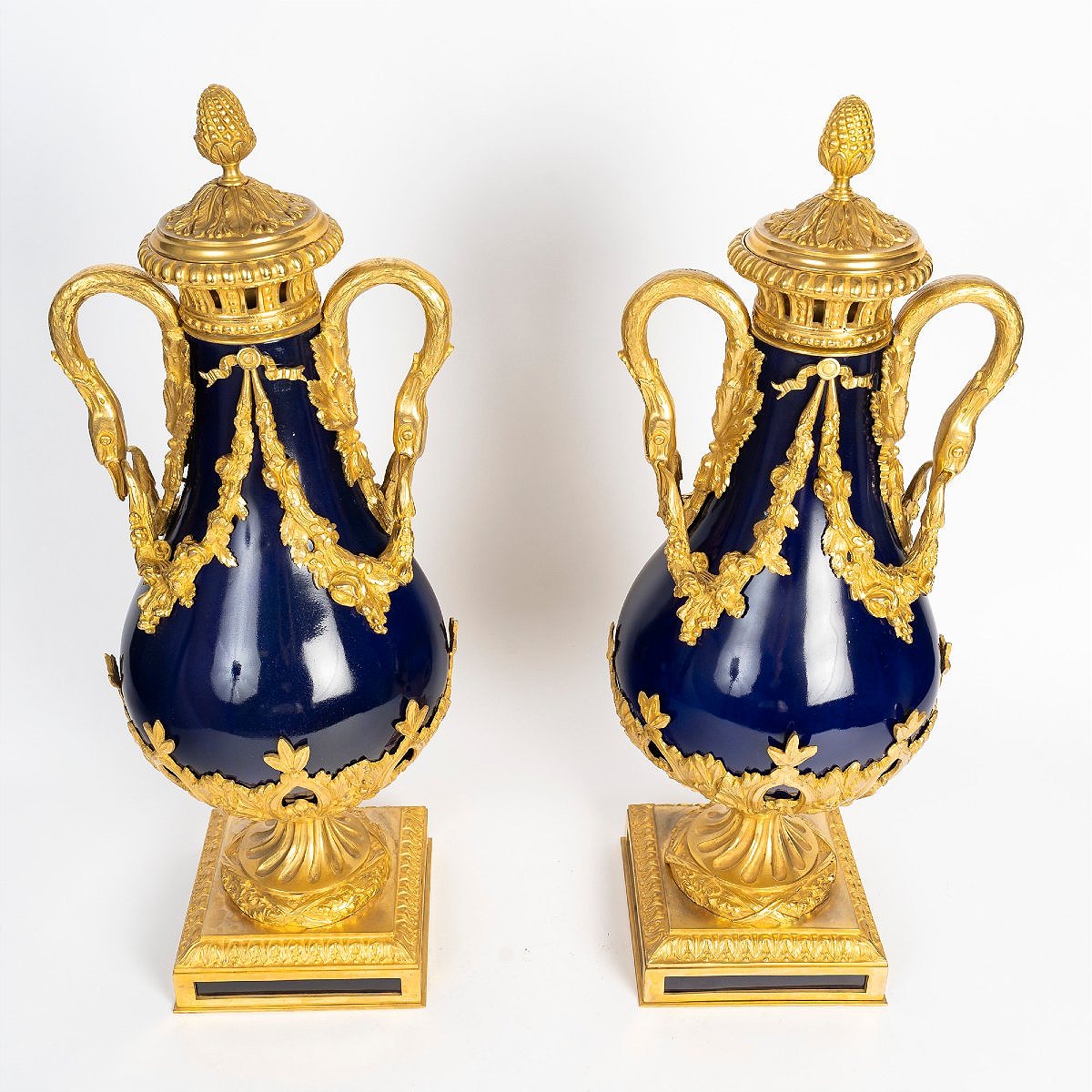 Pair Of Large Sèvres Blue Porcelain Vases With Gilded Bronze Mounts -photo-3