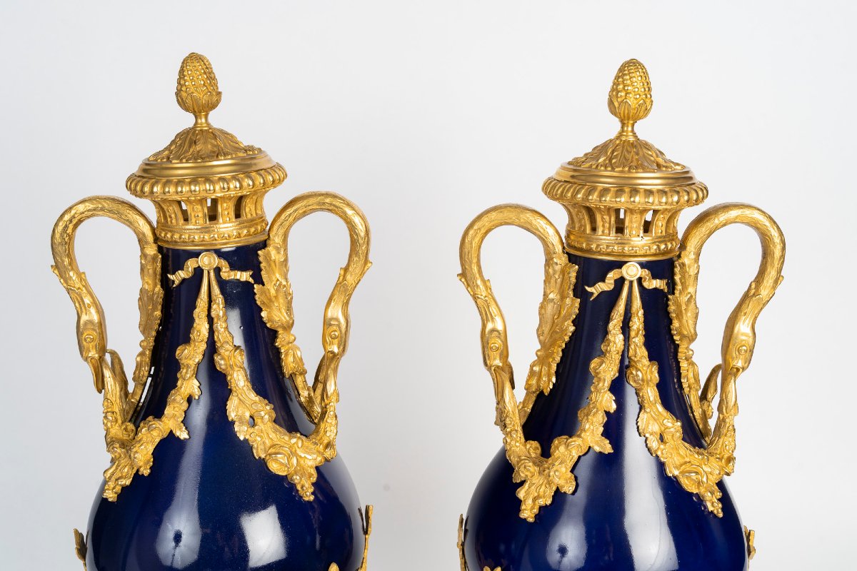 Pair Of Large Sèvres Blue Porcelain Vases With Gilded Bronze Mounts -photo-3