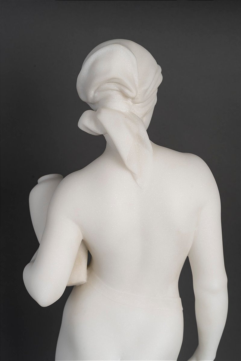 Sculpture en marbre blanc " la porteuse d'eau " signé Vanet-photo-7