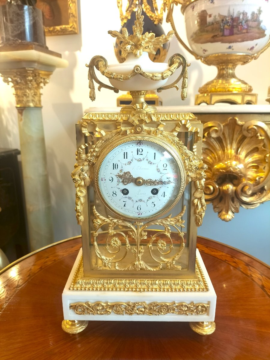 Pendule en marbre blanc et bronze doré 19ème siècle -photo-2