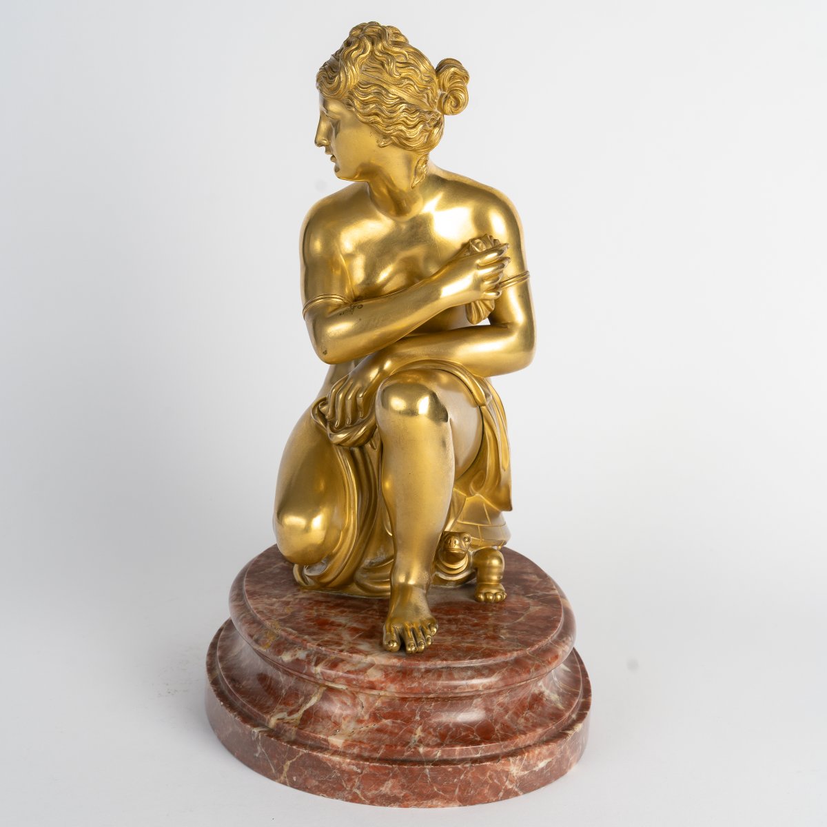 Gilded Bronze Sculpture Based On The Ancient Aphrodite Seated On A Turtle-photo-2