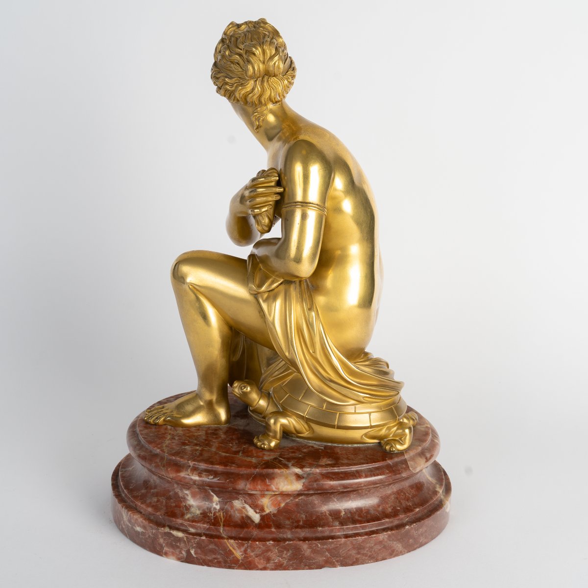 Gilded Bronze Sculpture Based On The Ancient Aphrodite Seated On A Turtle-photo-3