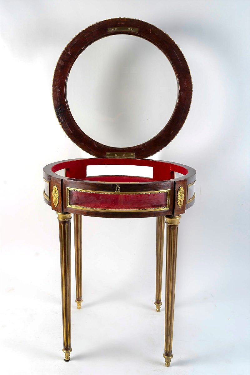 Guéridon vitrine style Louis XVI circa 1900-photo-3